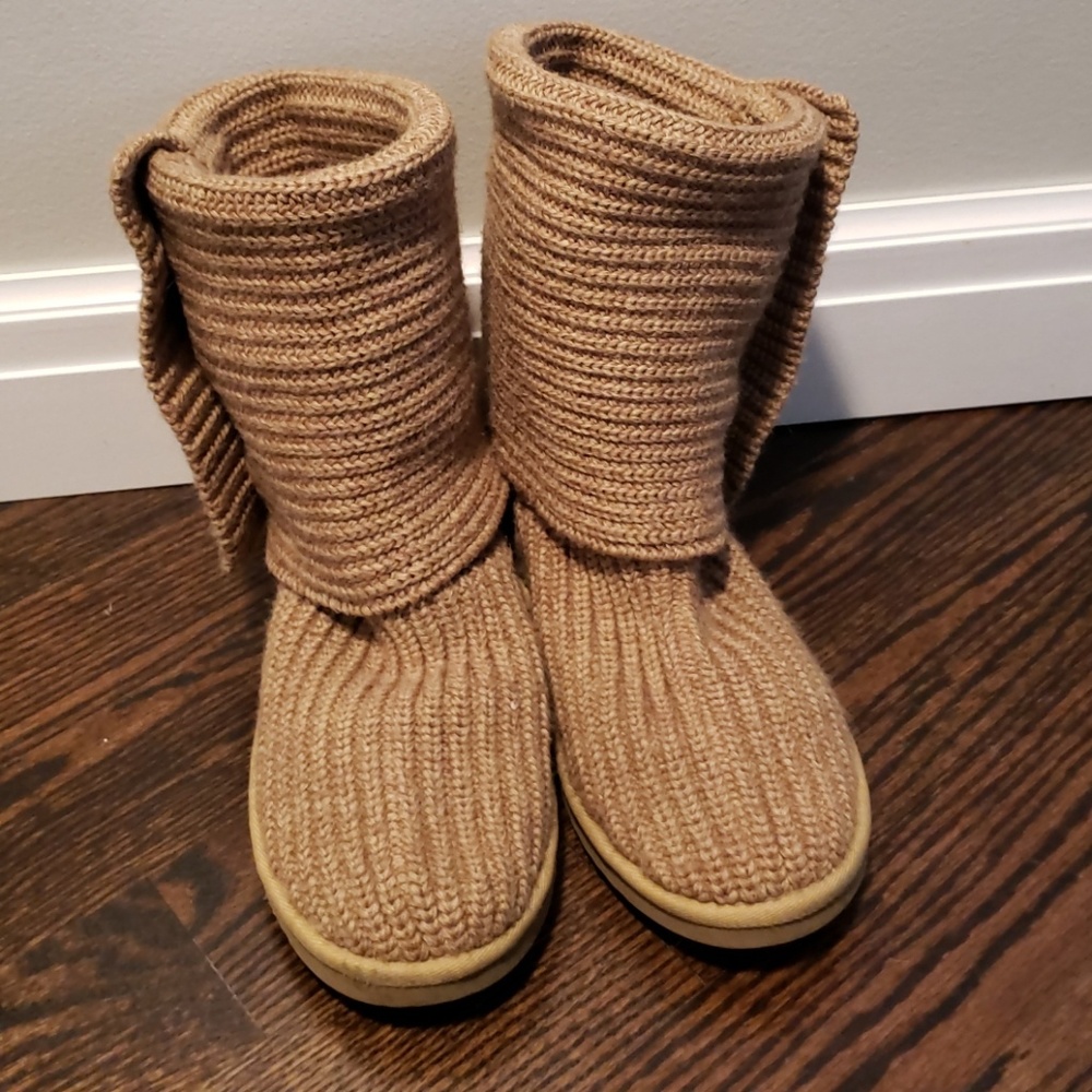 UGG knit boot, caramel color
